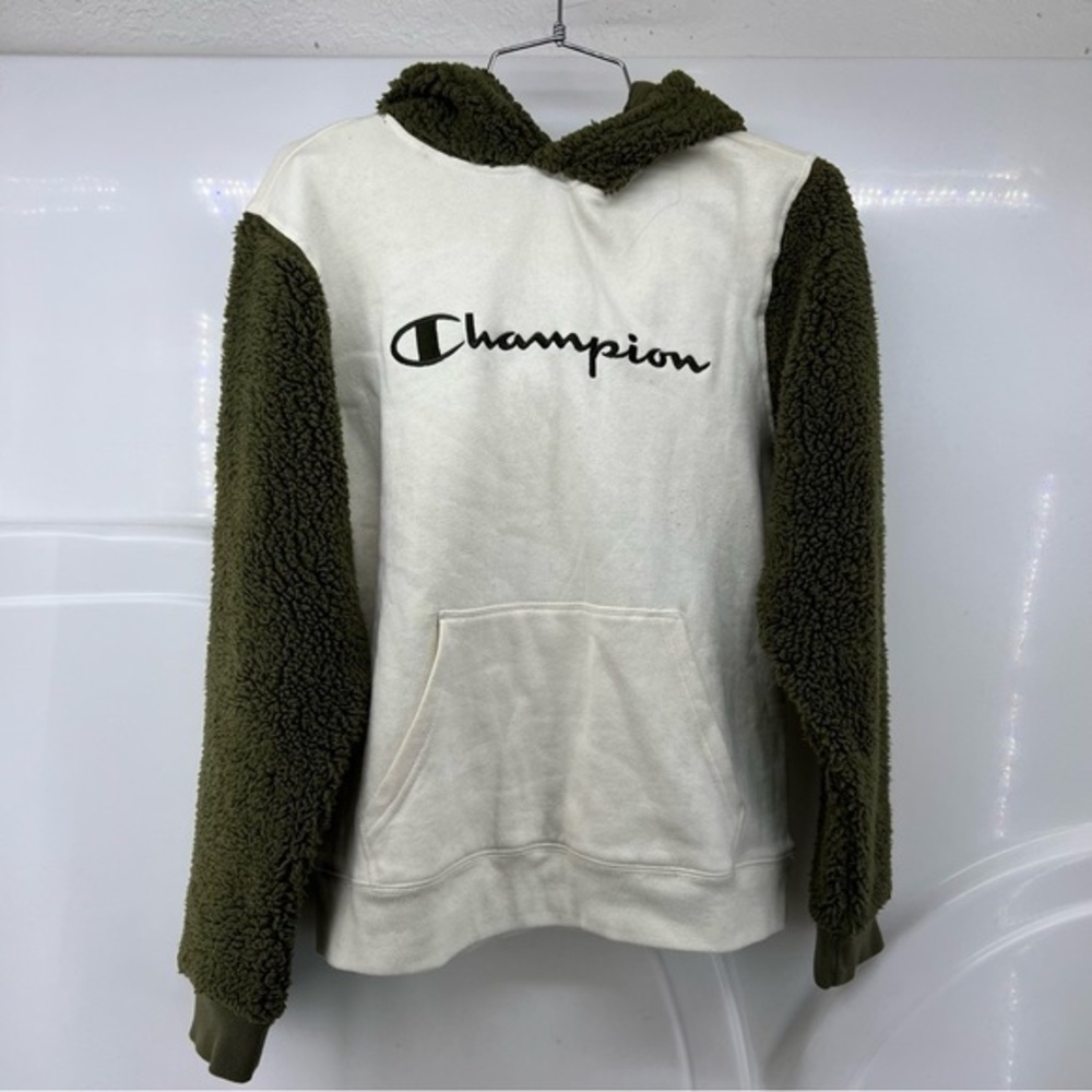 Champion boys  Xl fleece hooded sweatshirt b45